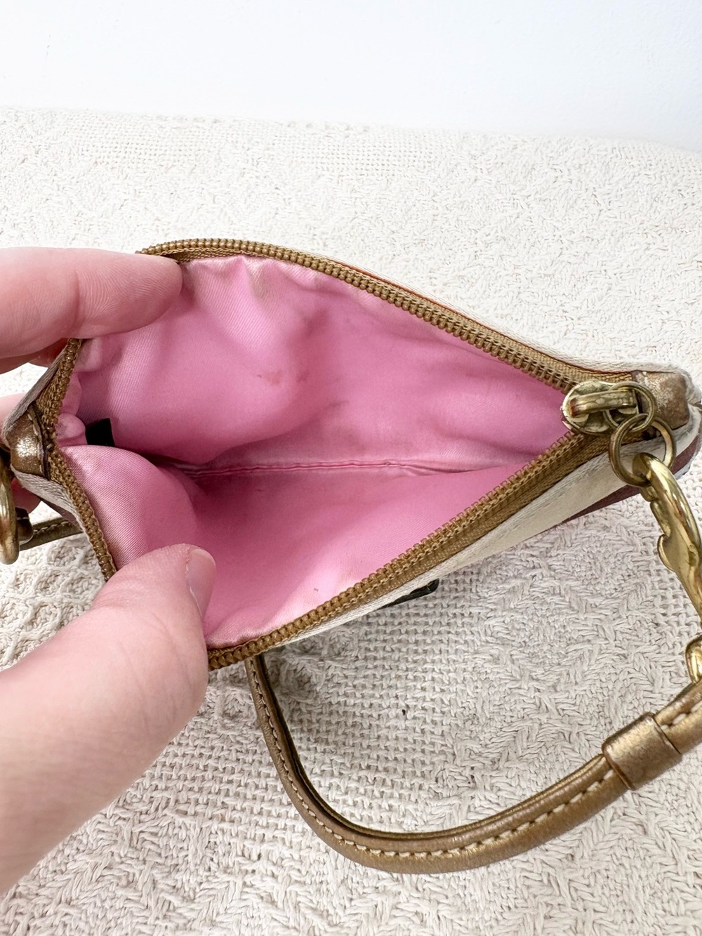 PROJECT Y2K Coach Legacy Stripe Small Wristlet Anniversary Satin Clip In Pouch - Picture 7 of 8